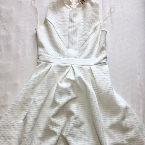 Francesca’s white lace dress - Picture 1 of 2